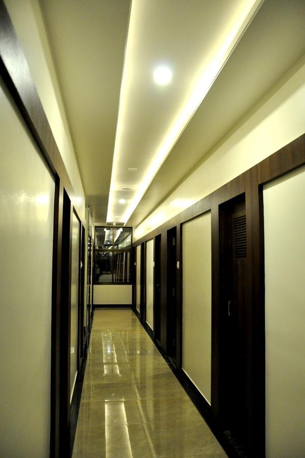 Hotel Gulmohar Pride Ahmednagar Exterior photo